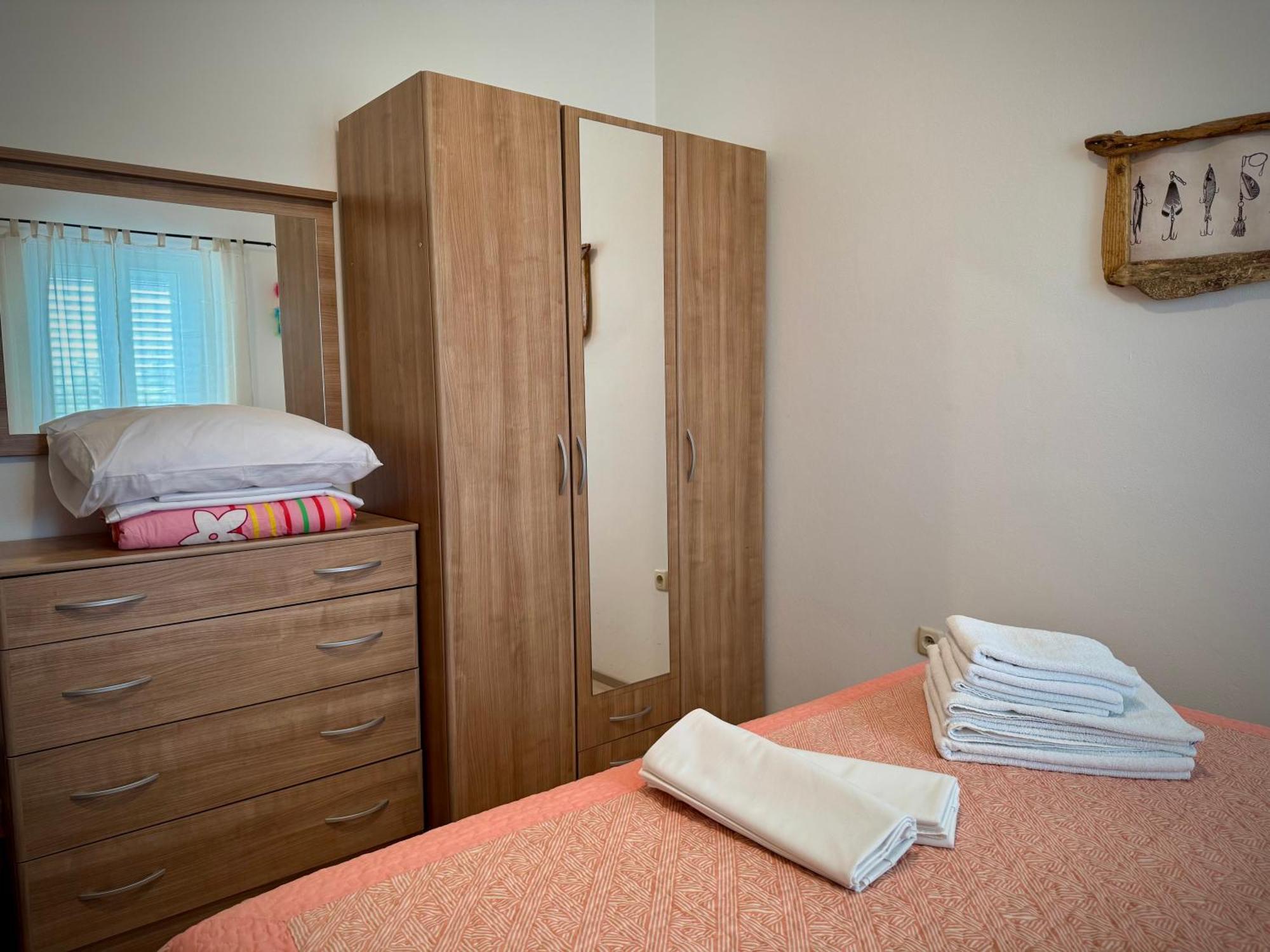 Apartments Maricic Rab Island Palit Exterior foto