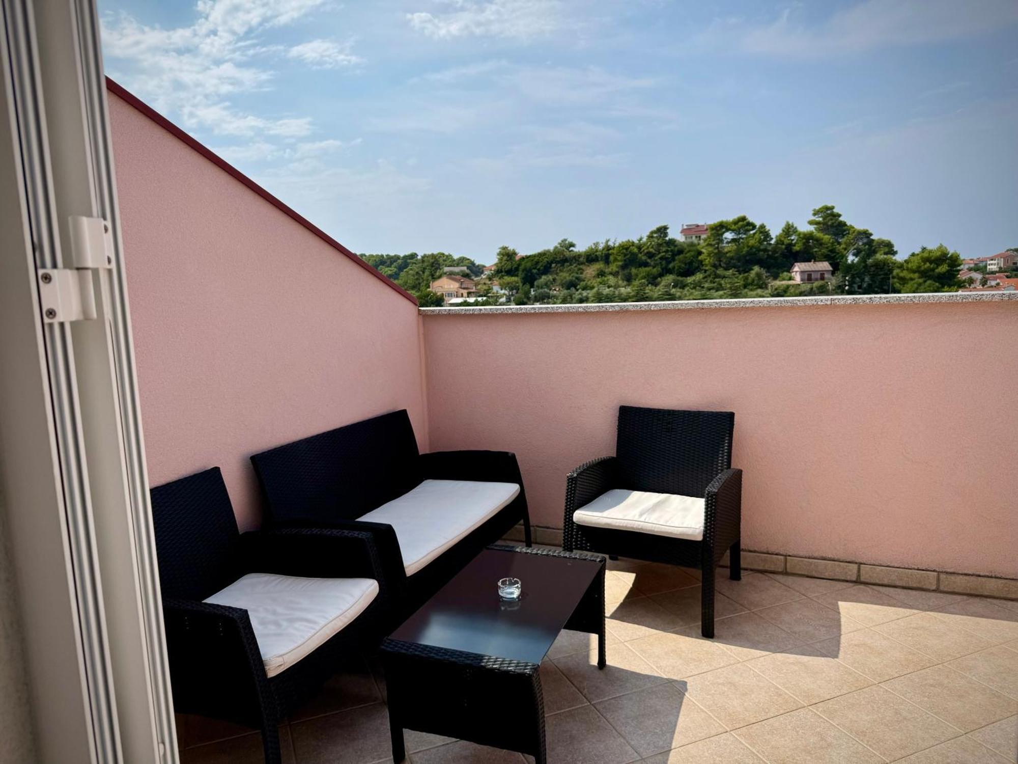 Apartments Maricic Rab Island Palit Exterior foto